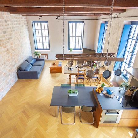 Sunny Stylish Spacious Loft In Old-Port Марсель Экстерьер фото