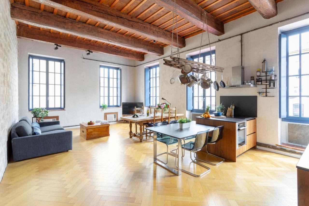 Sunny Stylish Spacious Loft In Old-Port Марсель Экстерьер фото